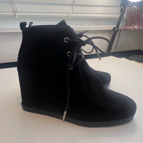 Womens Michael Michael Kors Tamara Lace Up Bootie Wedge size 8 - Picture 3 of 8